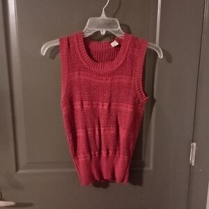 Red Sleeveless Knit Top